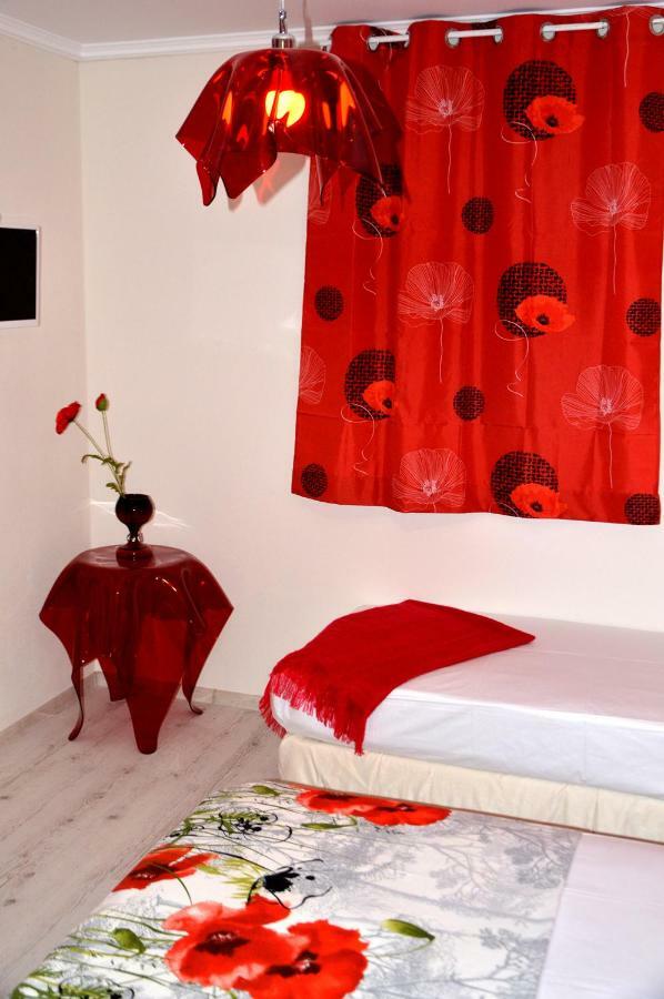 Boutique Villa Amalia 切尔诺莫雷茨 外观 照片